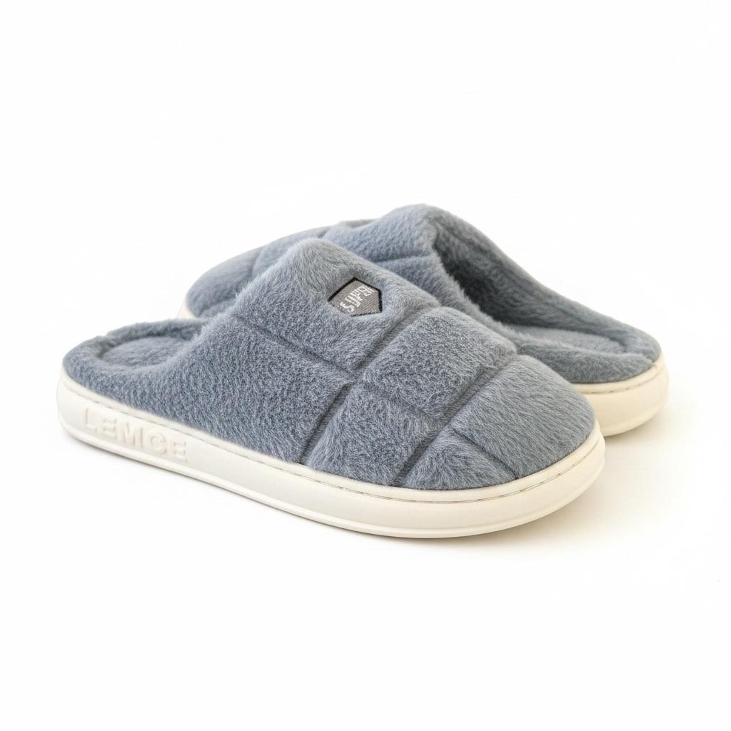 LEMCE Cloudstep grey plush quilted slippers angled pair view white cushioned sole