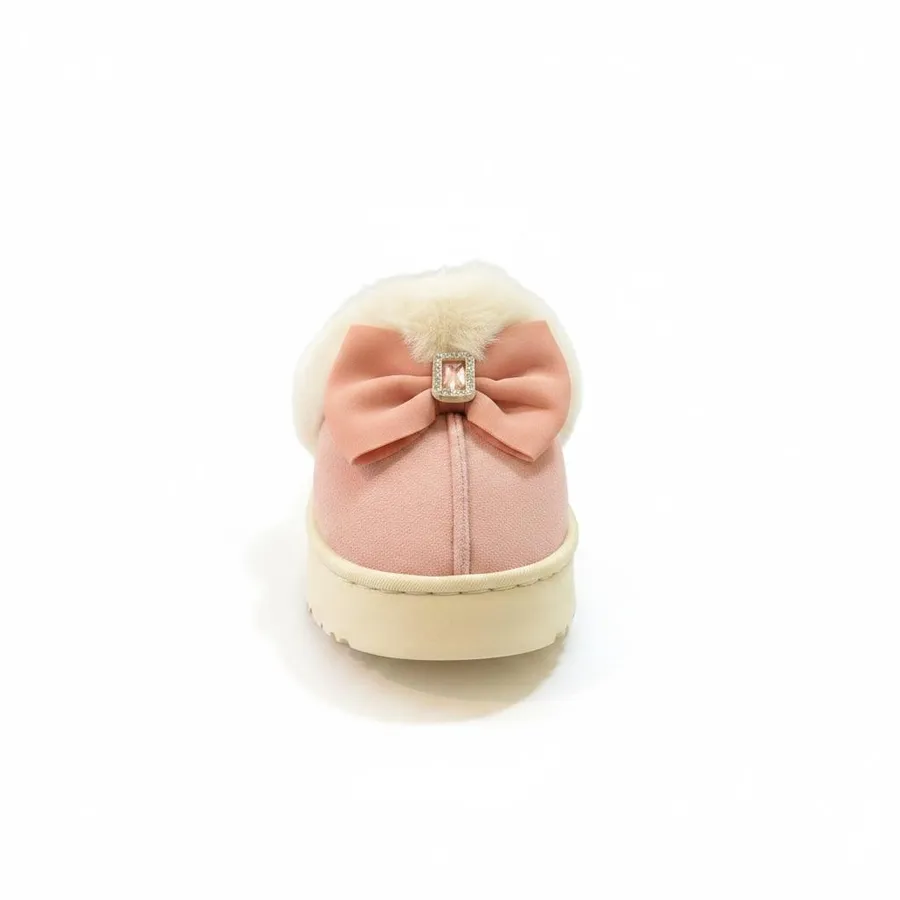 LEMCE Cloudstep pink plush slipper with cream faux fur trim and bow detail, front view